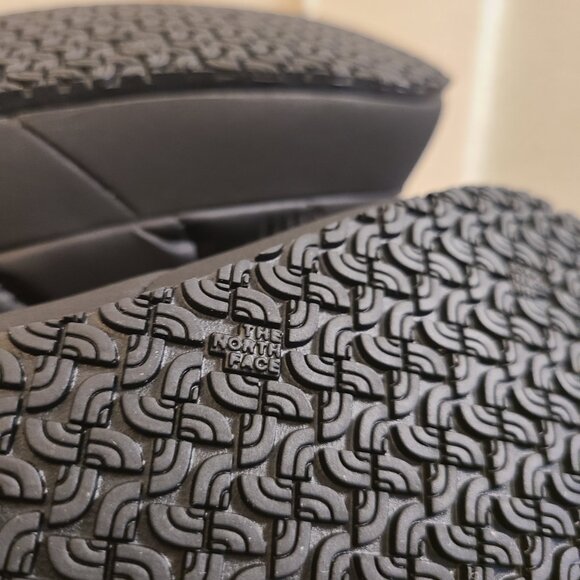 North Face Thermoball Traction Mule insulated shoes winter slipers kids 12 BOX - Picture 4 of 10